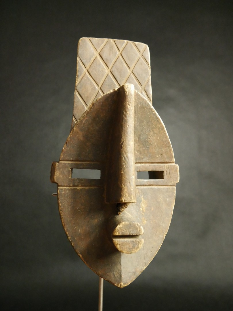 maska Lwalwa DR Congo